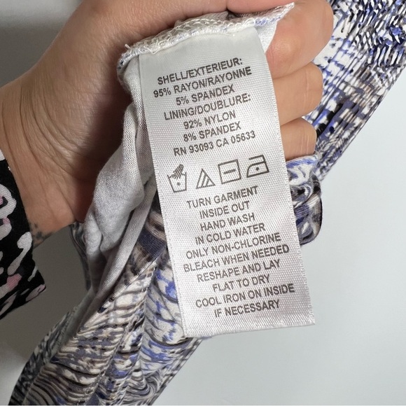 Nic+Zoe Women's Mosaic Print Surplice Dress Size L - Picture 5 of 6